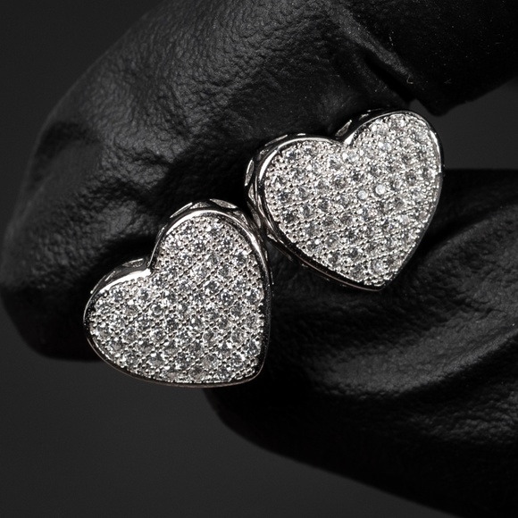 Womens Large Heart White Gold 925 Sterling Silver Micro Pave Cz Stud Earrings - Picture 1 of 5